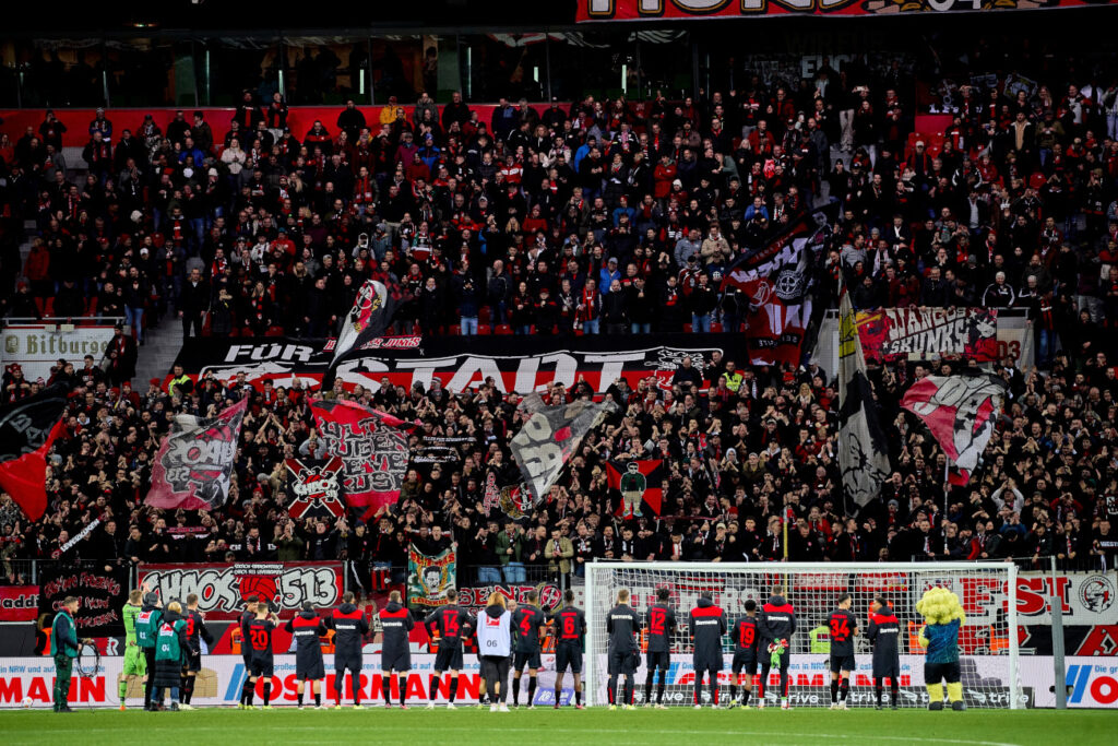 Fans von Bayer 04