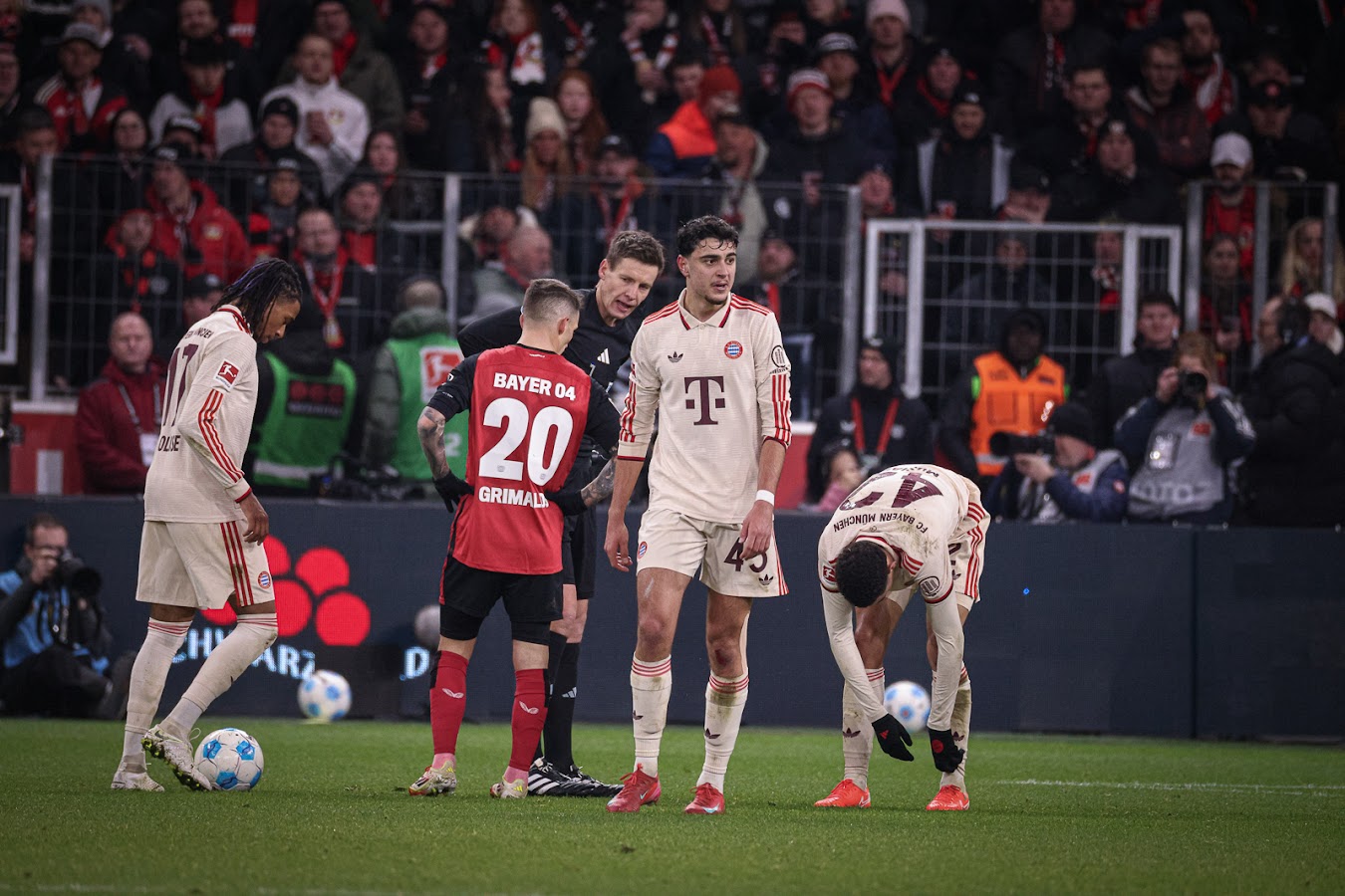 Bayern München gegen Bayer 04 Leverkusen